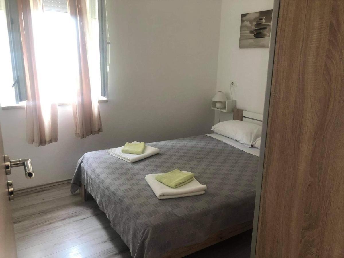 Apartmani Dokic Bale Exterior foto