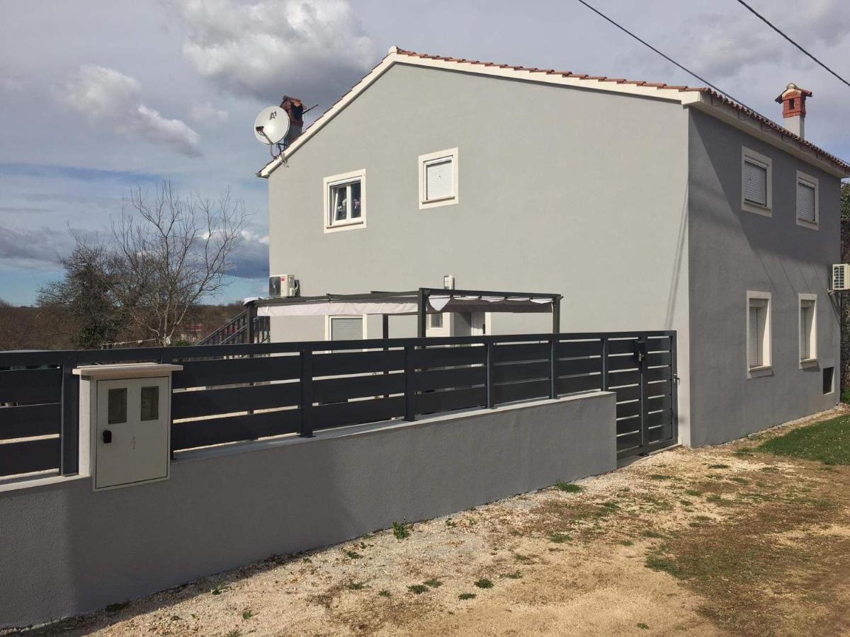 Apartmani Dokic Bale Exterior foto