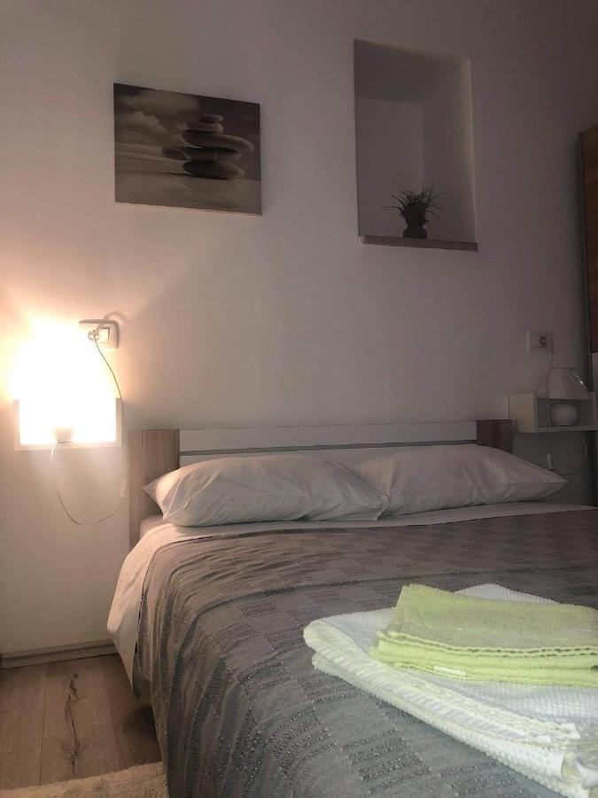 Apartmani Dokic Bale Exterior foto