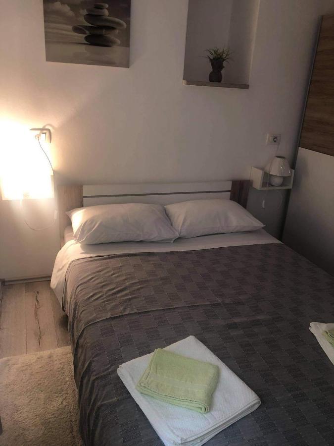 Apartmani Dokic Bale Exterior foto