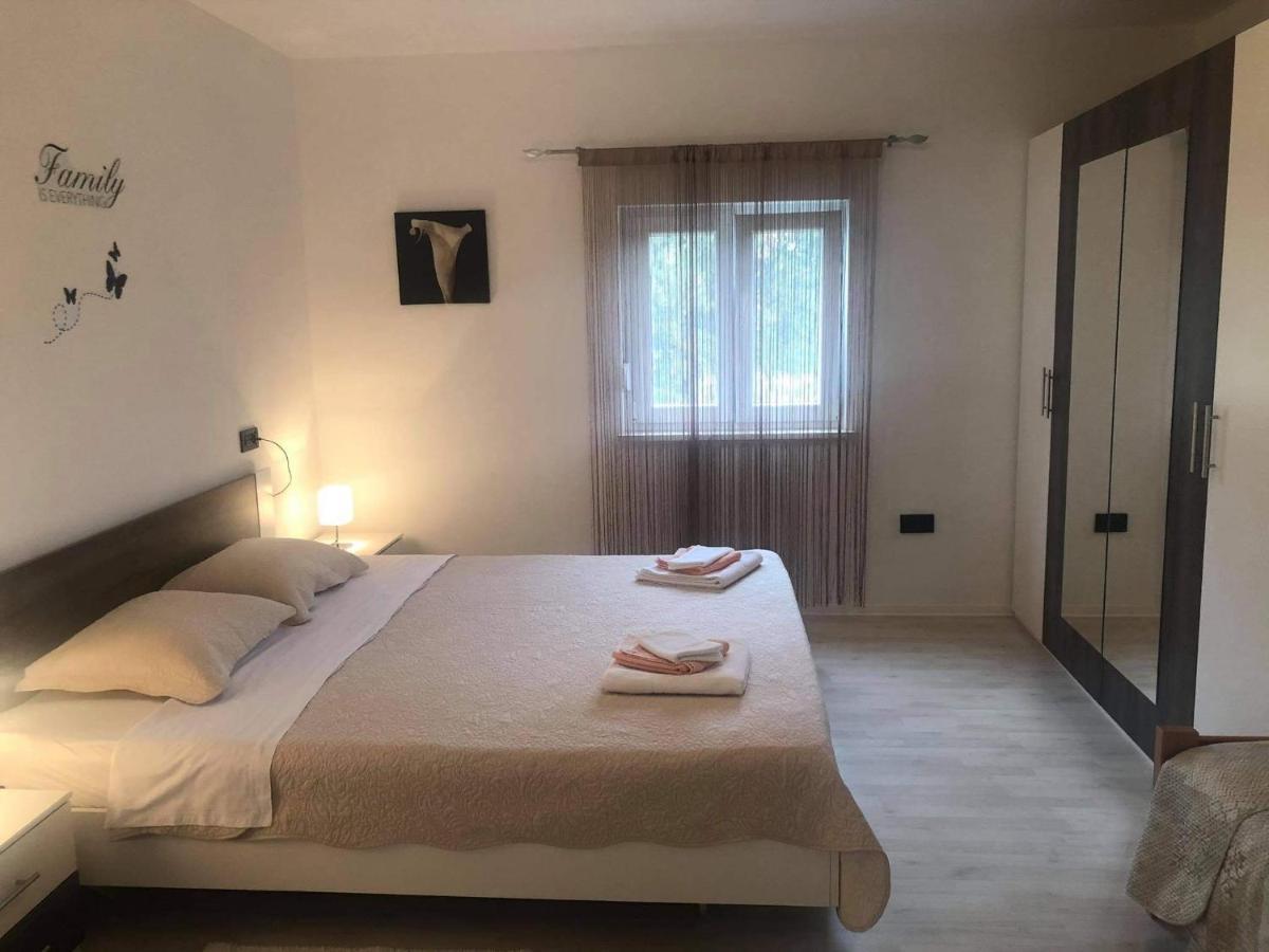 Apartmani Dokic Bale Exterior foto