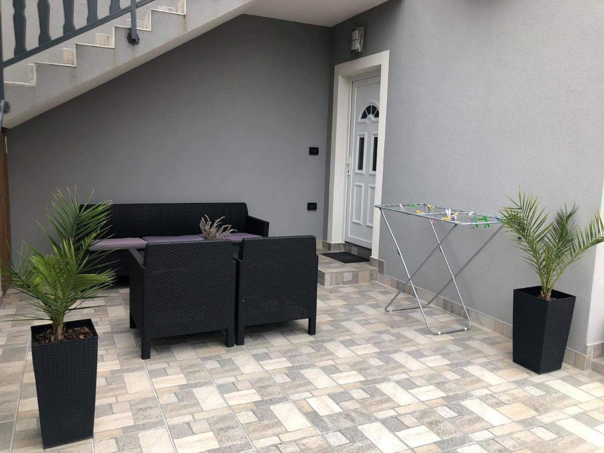 Apartmani Dokic Bale Exterior foto