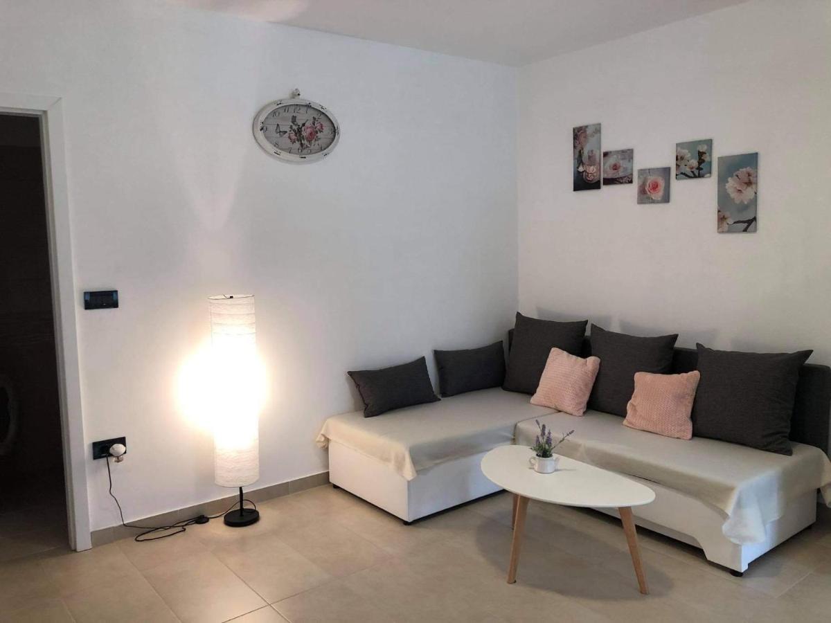 Apartmani Dokic Bale Exterior foto