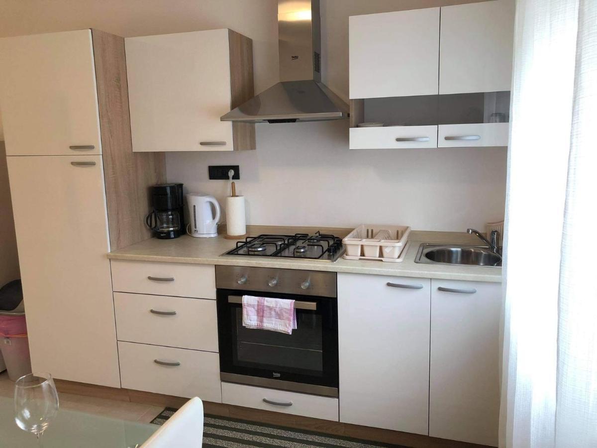 Apartmani Dokic Bale Exterior foto